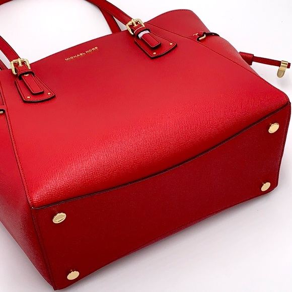 MICHAEL KORS Voyager East West Tote Crimson Color - Picture 15 of 16